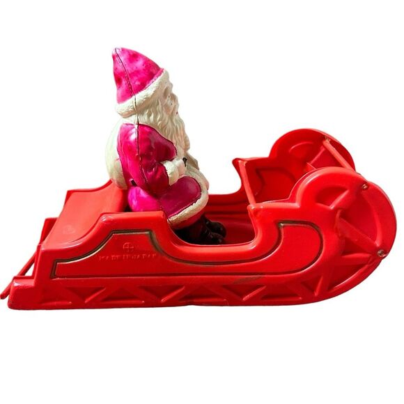 Vintage Early Celluloid 1940s 1950s Santa Claus and Red Sleigh - Picture 4 of 6